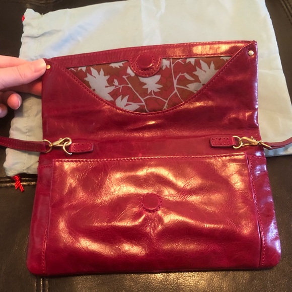 HOBO Rudy Raspberry Foldover Crossbody Women's Leather Lined Purse - Picture 4 of 14